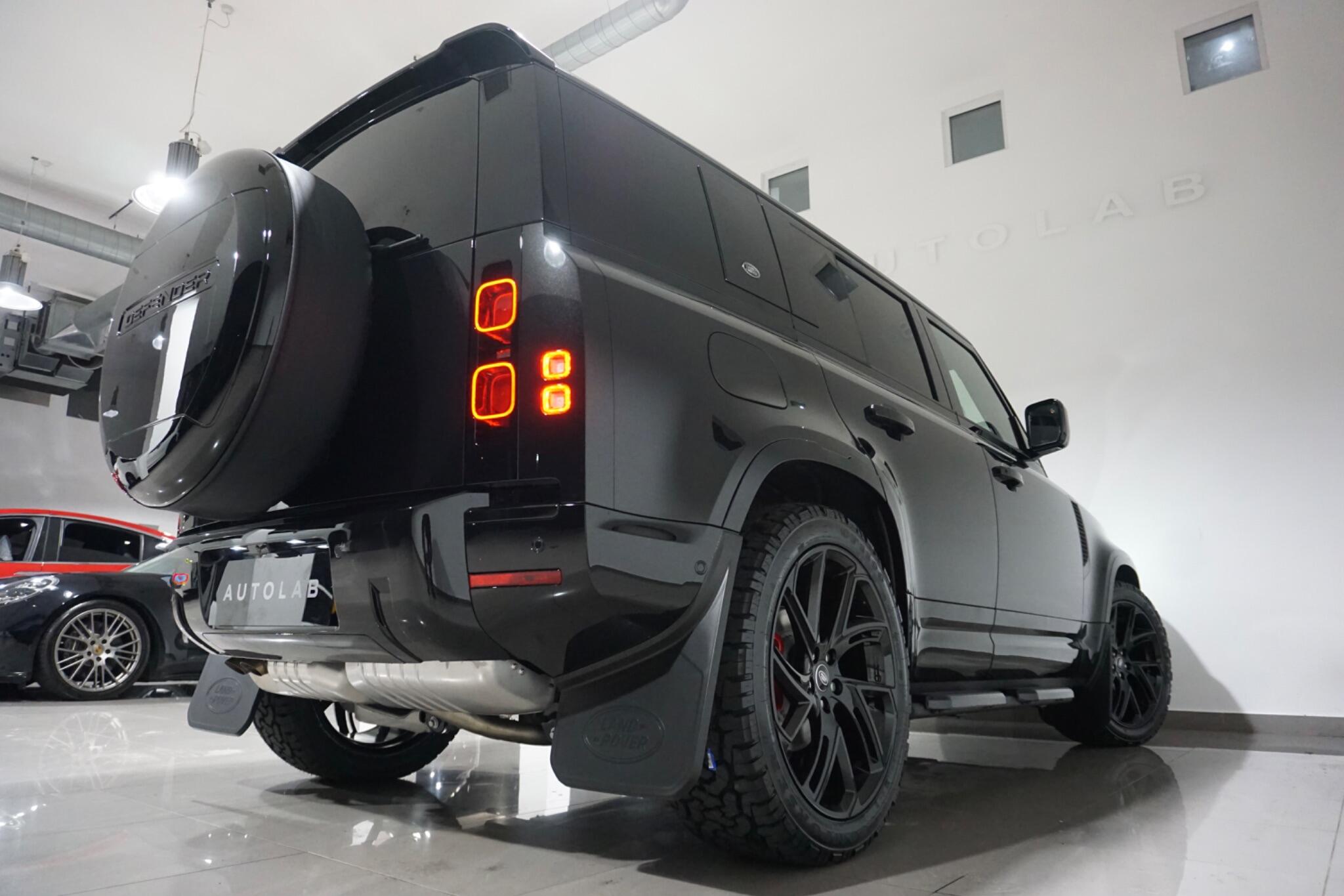 Land Rover Defender 110 3.0 D250 MHEV XS Edition SUV 5dr Diesel Auto 4WD Euro 6 (s/s) (250 ps)